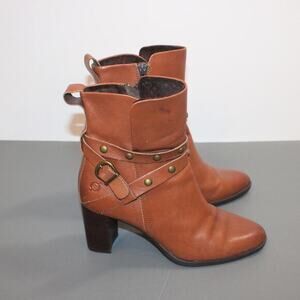 Born Women’s Brown‎ Leather Ankle Boots Block Heel Buckle Strap Size 8M Western